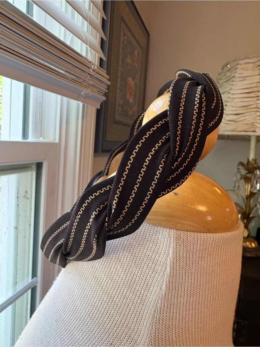Source Unknown Black Braided Headband with Gold Stitching